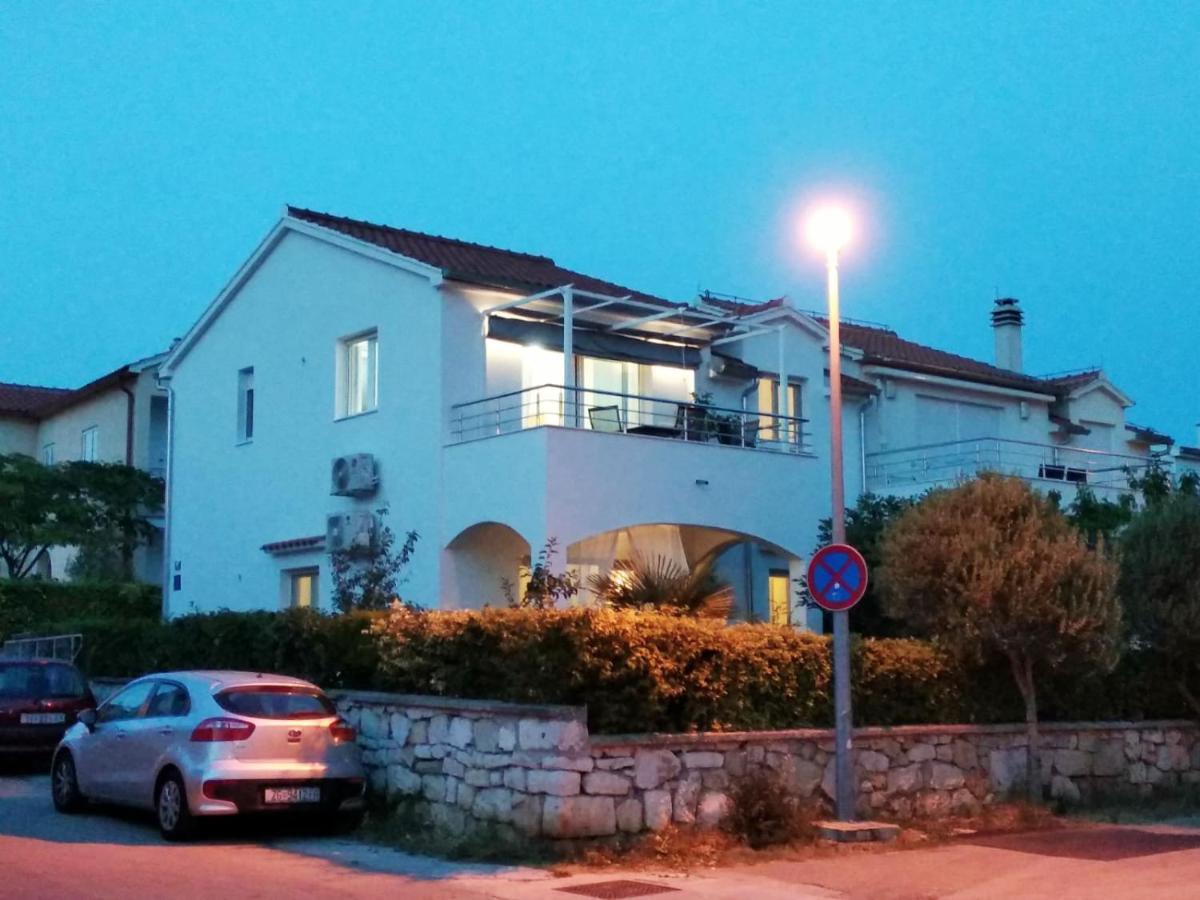 Radenka Zafron Apartment Vodice Bagian luar foto