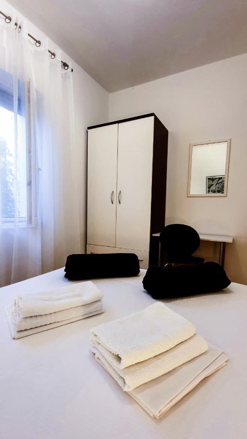 Radenka Zafron Apartment Vodice Bagian luar foto
